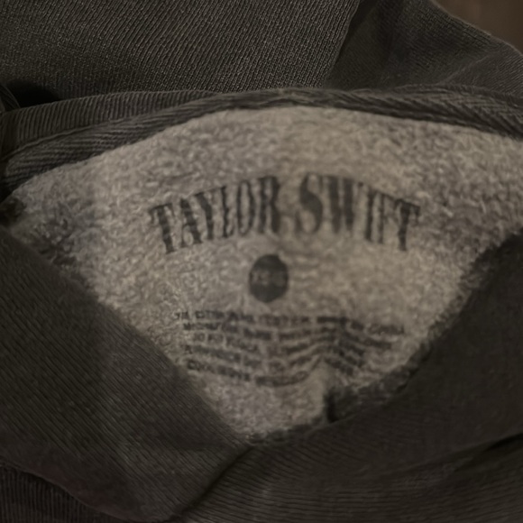 TAYLOR SWIFT reputation hoodie - Picture 3 of 3